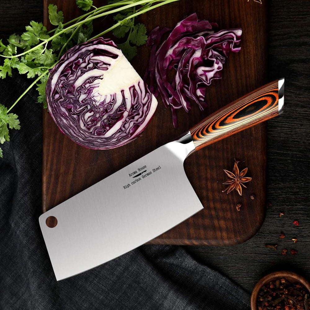 Aroma House cleaver gros plan lame tranchante montrant précision de coupe