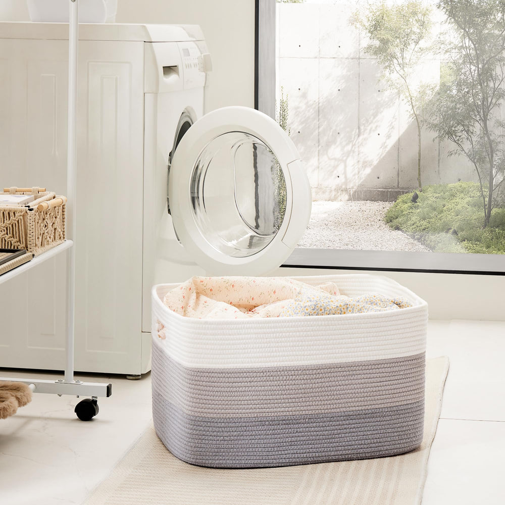 Artfeel panier rempli de couvertures montrant capacité pratique