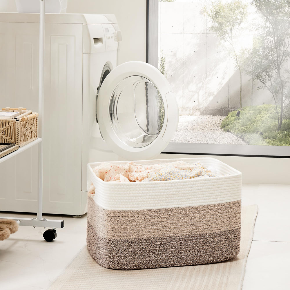 Artfeel panier en salon rempli de plaids pour organisation pratique