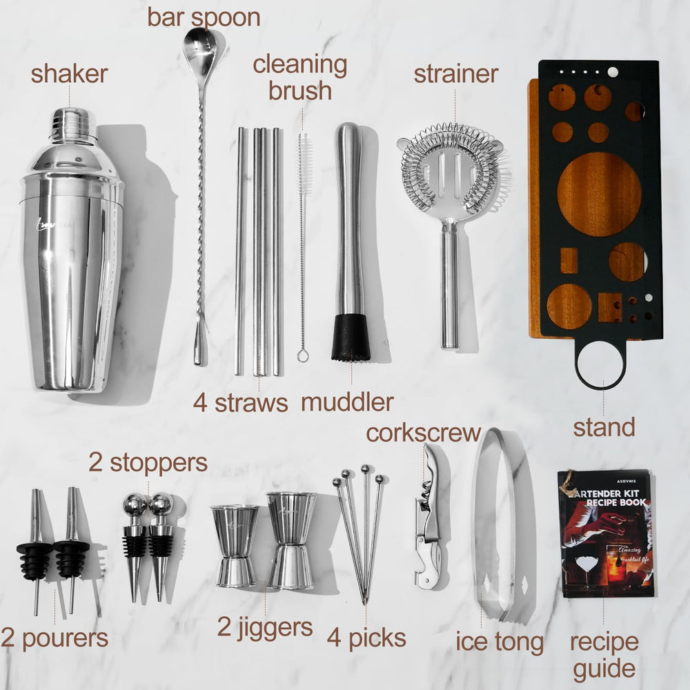 ASOVNIS shaker et jigger en usage facilitent le mélange précis