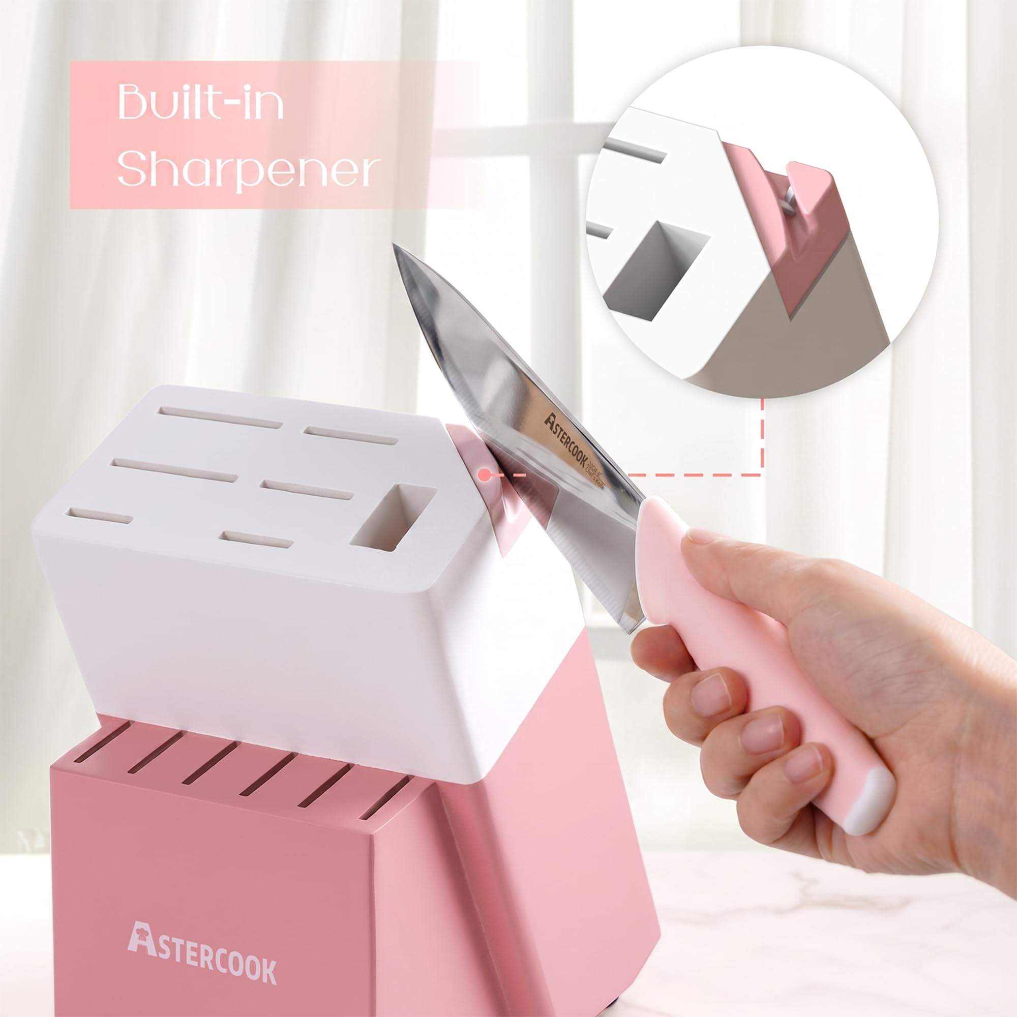 Astercook couteaux à steak sur table prêts à servir pour repas convivial