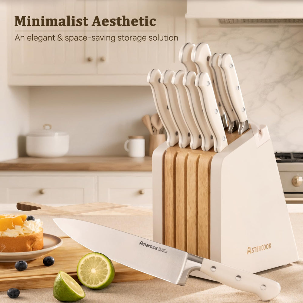 Astercook comparaison taille avec main montrant équilibre et maniabilité
