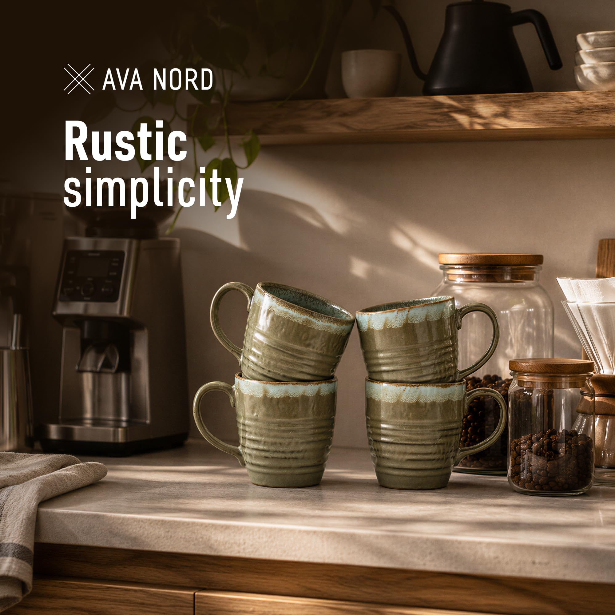 Ava Nord mugs empilés pour démontrer rangement compact et gain de place