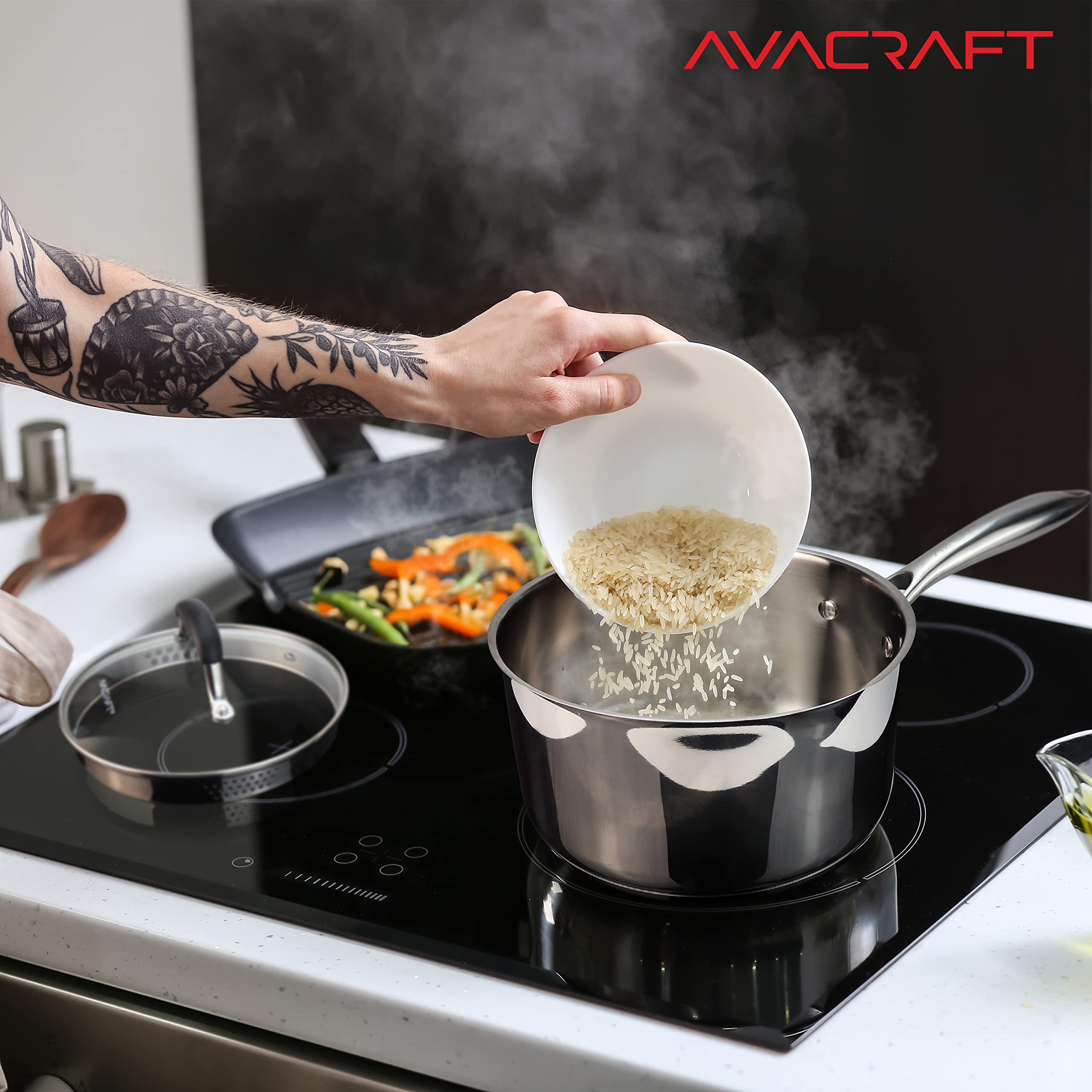 AVACRAFT casserole en cours d’usage pour égoutter pâtes, simplifie la préparation