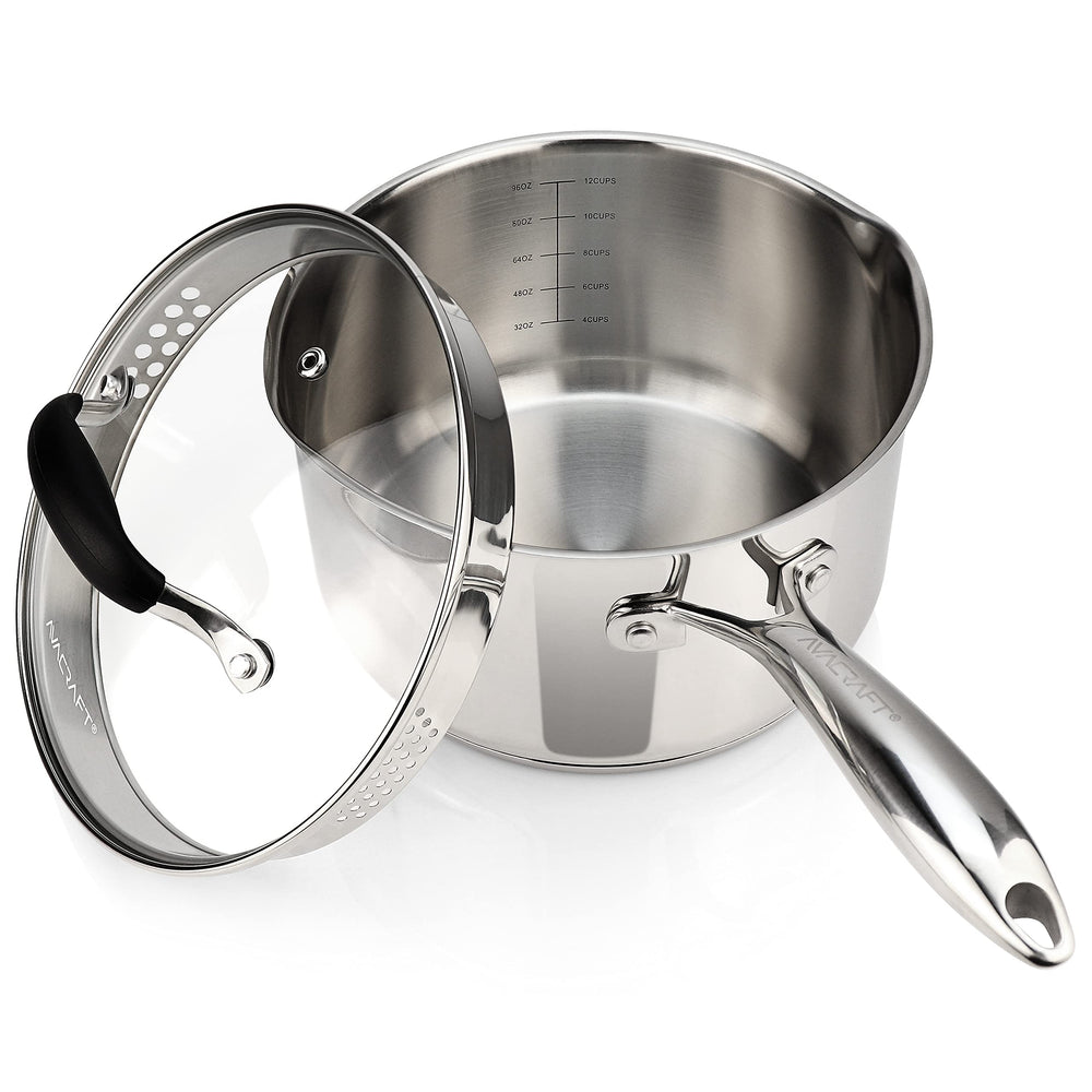 AVACRAFT casserole face avant montrant finition miroir et couvercle, élégance pratique