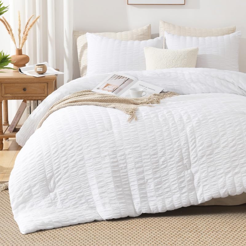 AveLom comparaison d'échelle sur lit queen, taille précise et enveloppante