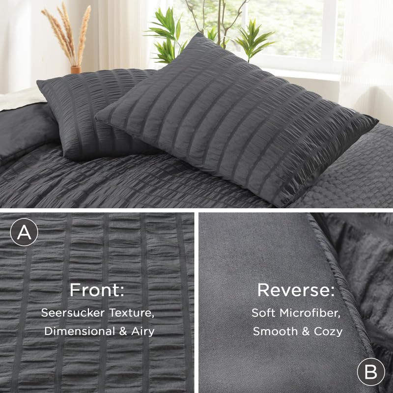 Ensemble de taies AveLom 20x26 disposées avec la couette, coordination pratique