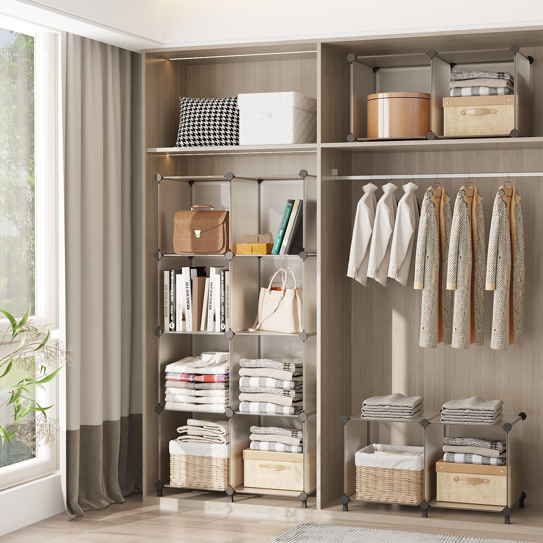 AWTATOS cube rempli de vêtements pliés, gain de place pratique