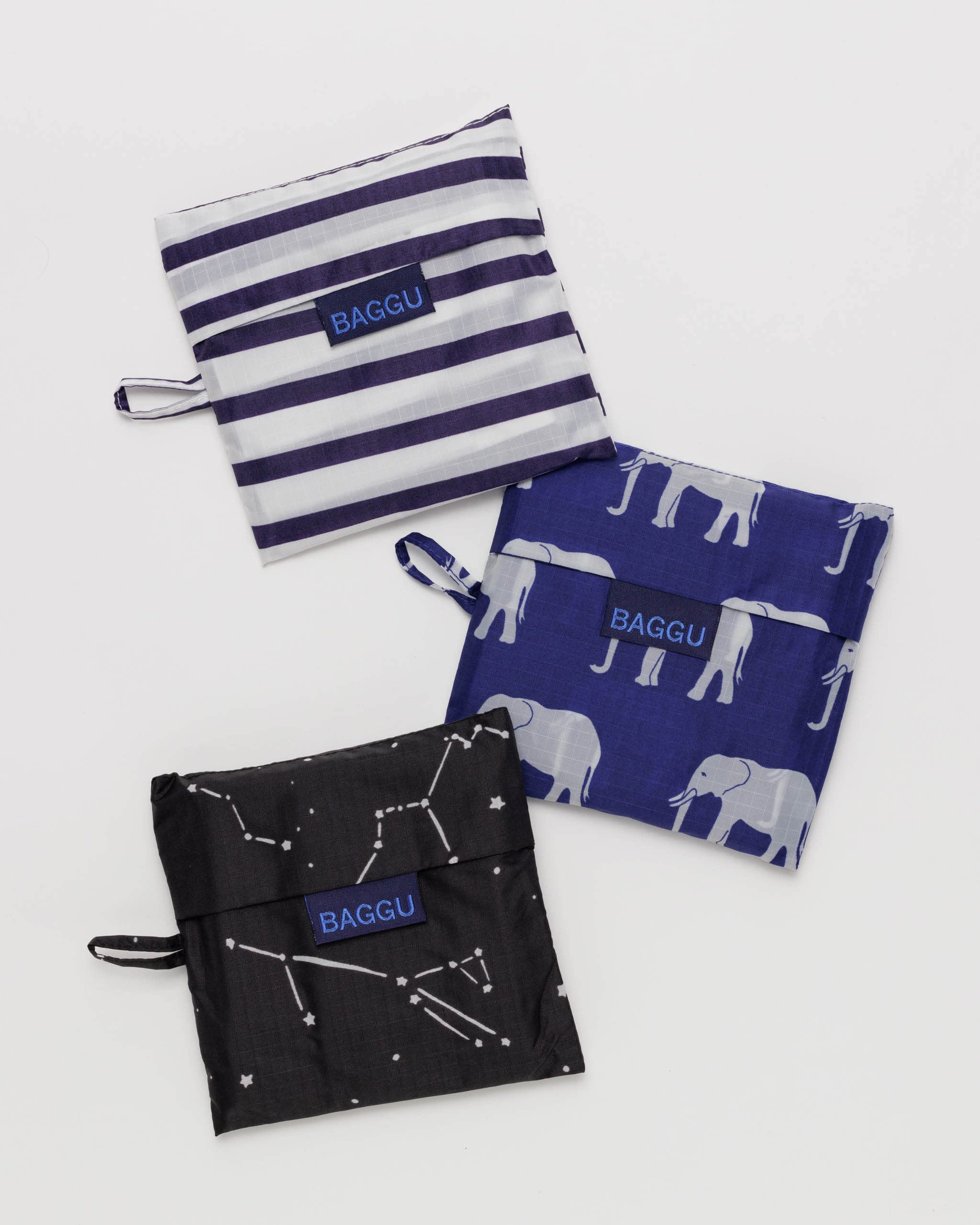BAGGU imprimé détail du sac plié et texture robuste pour une utilisation quotidienne