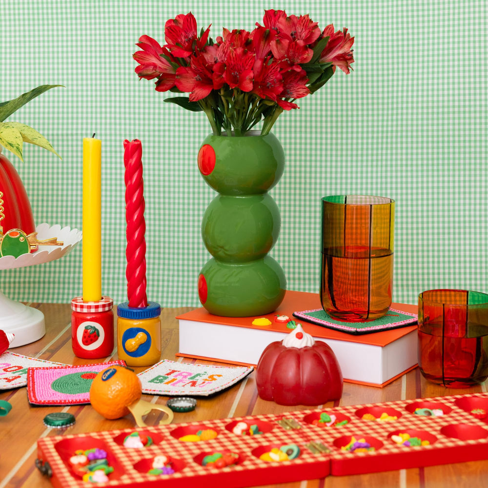 ban.do vase avec fleurs séchées illustrant l’usage décoratif et l’élégance
