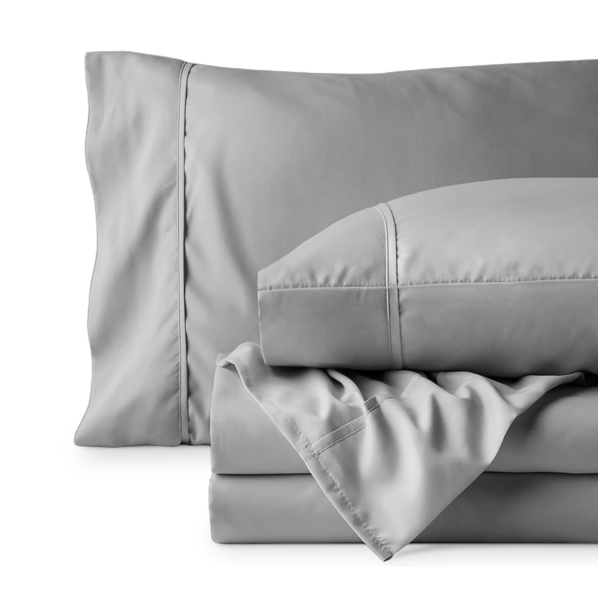 Bare Home mise en situation lit prêt pour sommeil confortable quotidien