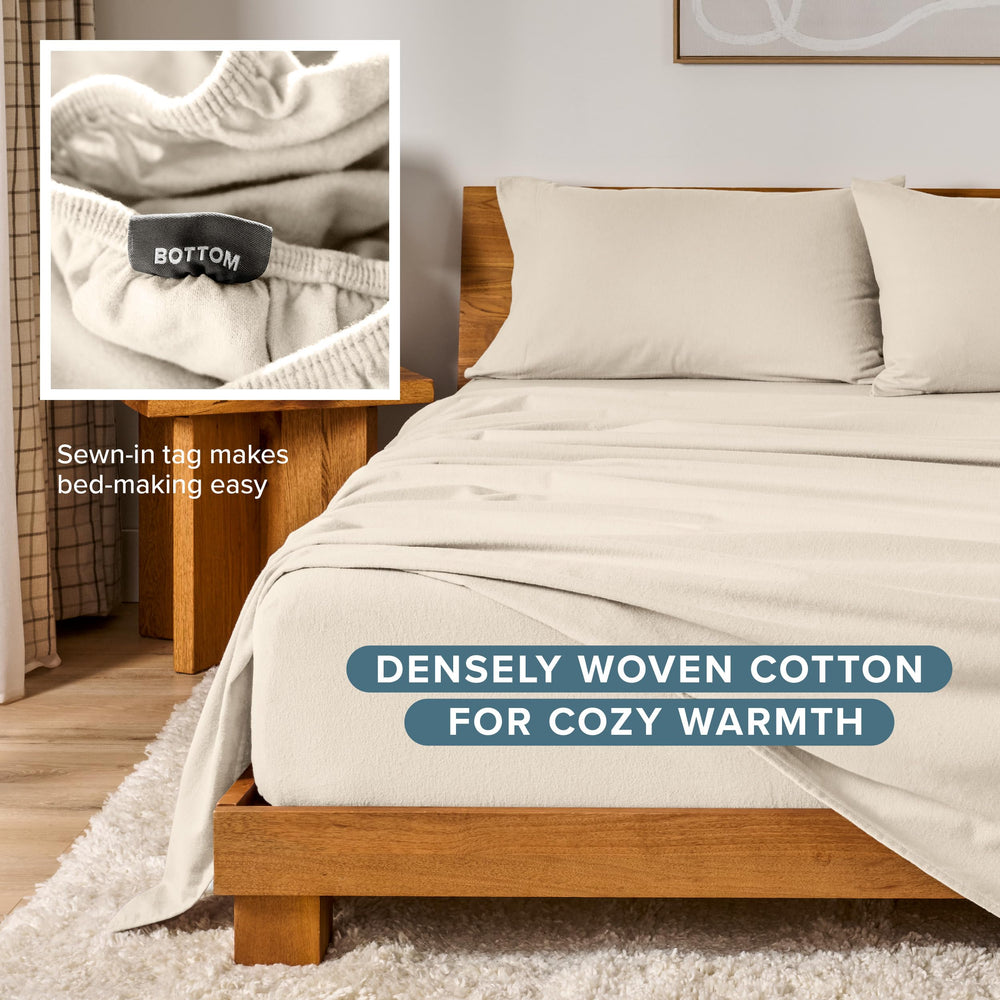 Bare Home draps posés près d'un matelas pour comparaison d'échelle