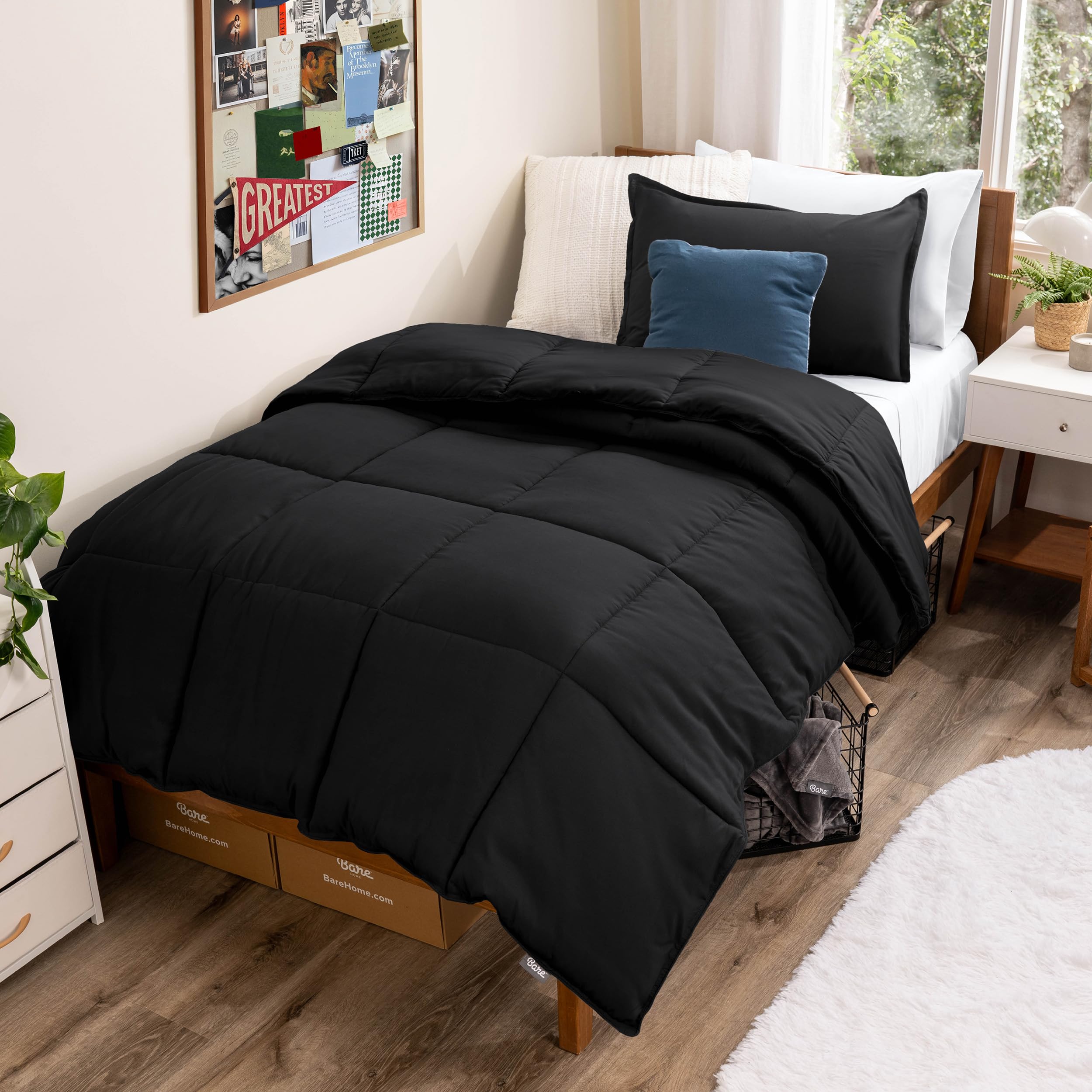 Bare Home couette face avant noir montrant un look moderne et confortable
