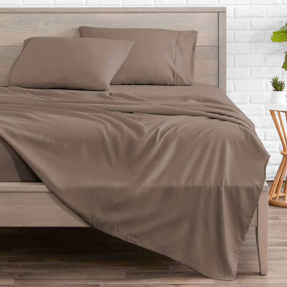 Bare Home détail de l'élastique du drap-housse garantissant un maintien ferme