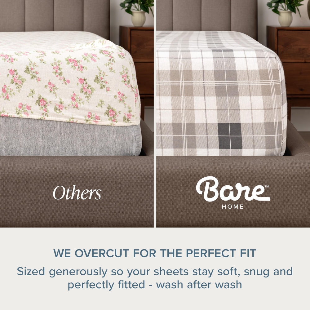 Bare Home drap plat étendu sur lit, finition nette