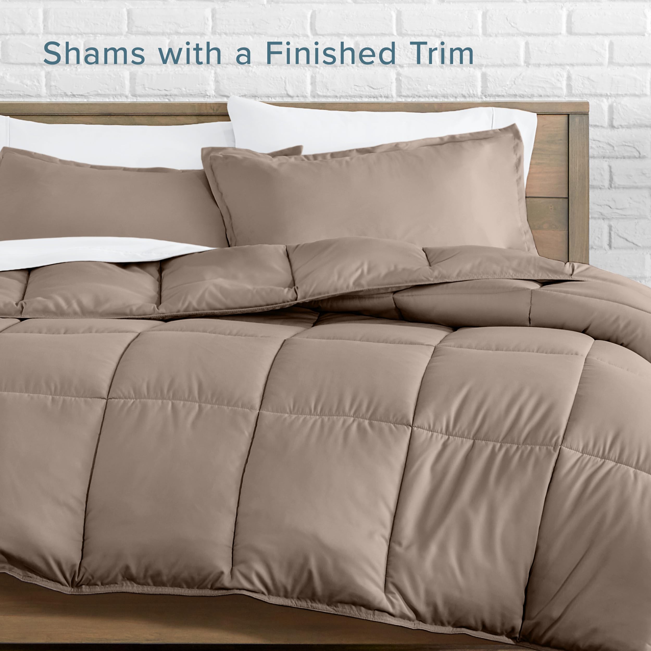 Bare Home chambre minimaliste taupe montrant look et harmonisation