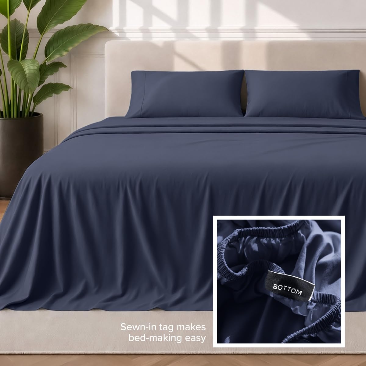 Bare Home lit stylisé en chambre Midnight Blue démontrant atmosphère apaisante