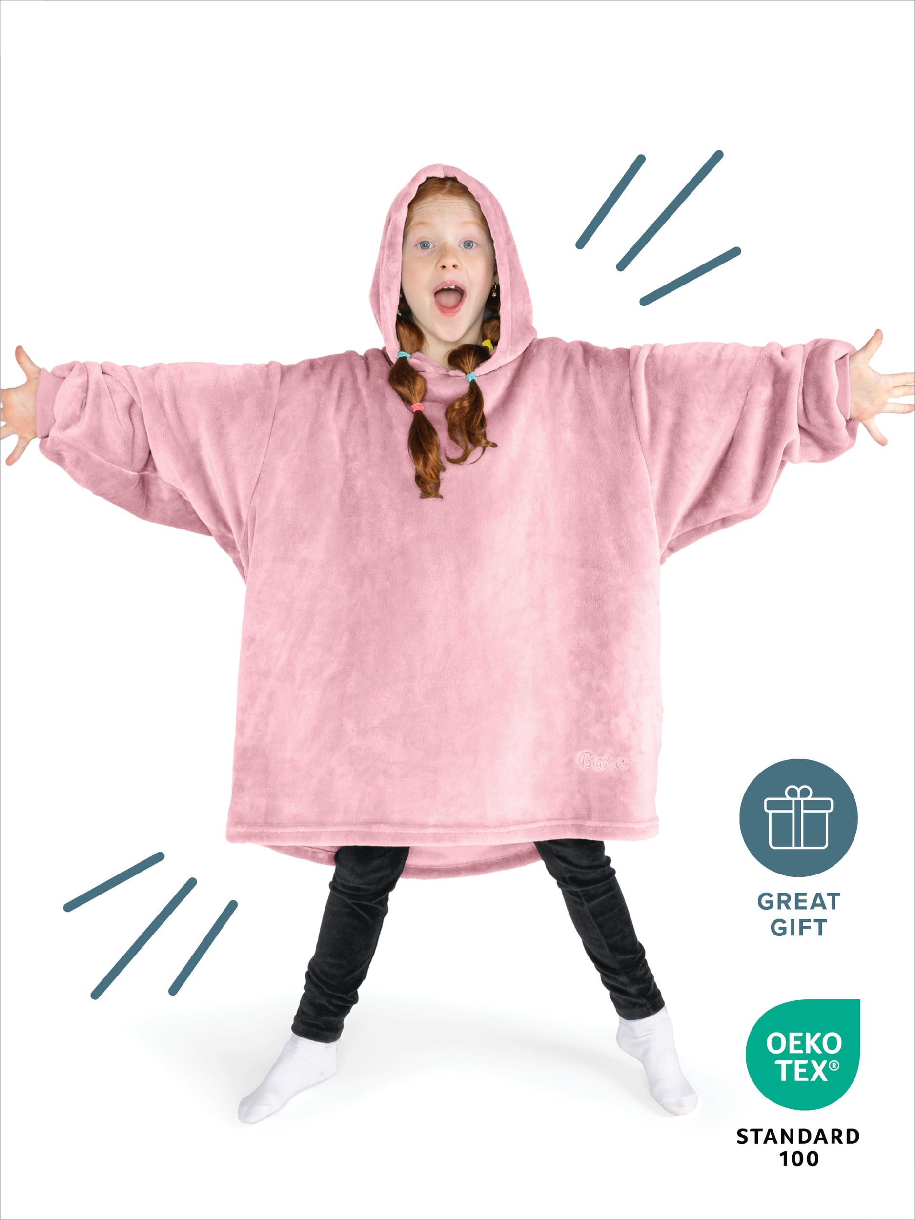 Bare Home personne sur canapé profitant d'un confort cocooning