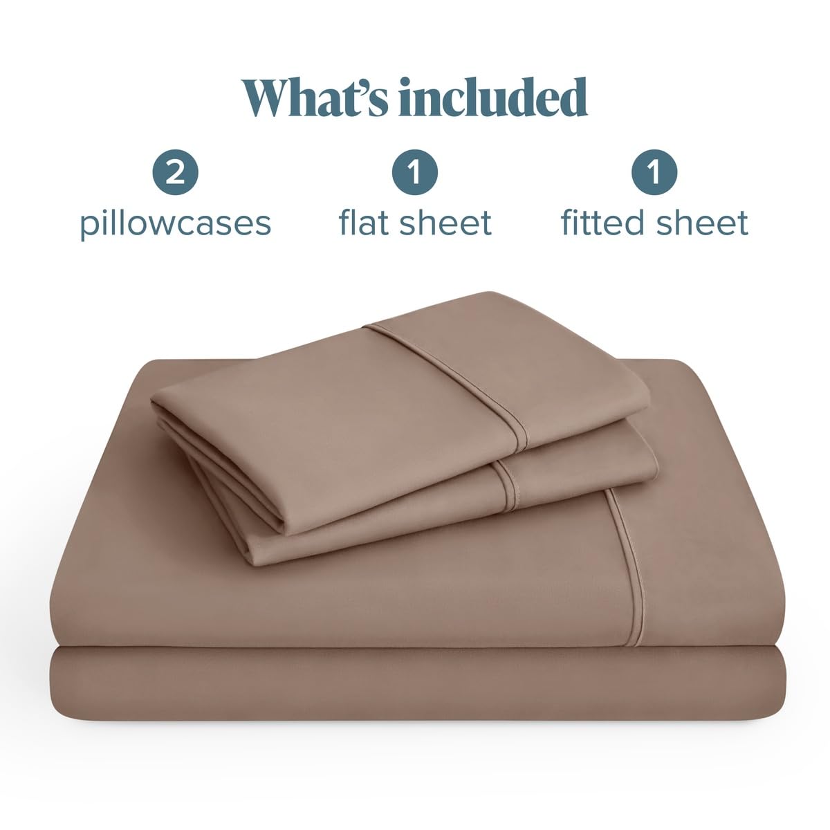 Bare Home main touchant la texture montrant douceur et confort palpable