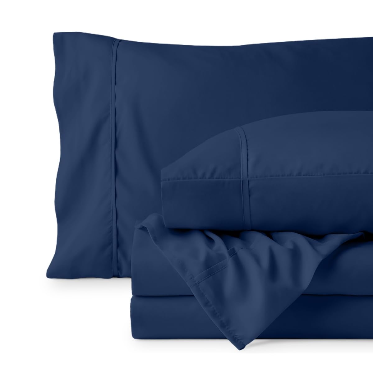 Bare Home mise en scène chambre minimaliste, bleu foncé élégant coordonnable