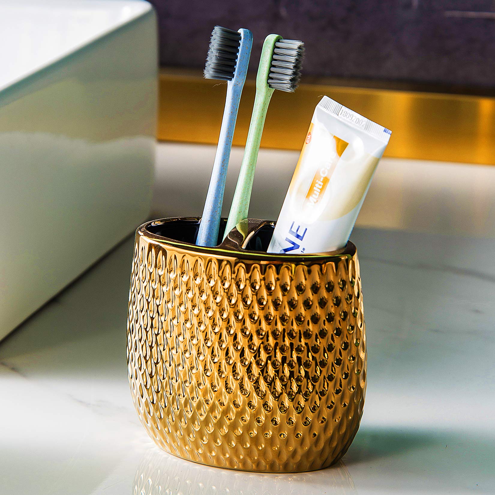 BASDHE porte-brosses vue intérieure organisant brosses et ustensiles