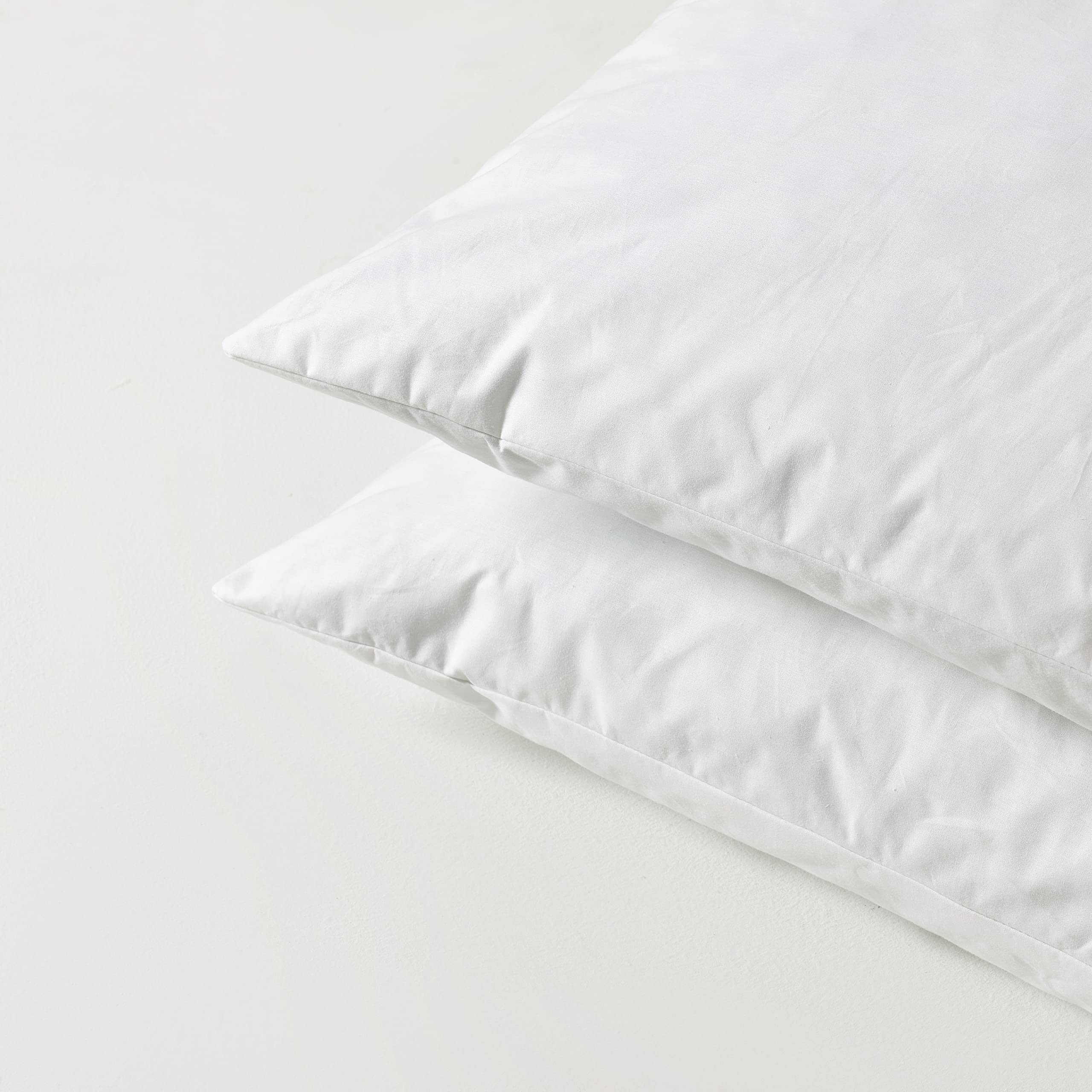 basic home gros plan du tissu coton respirant illustrant douceur et aération