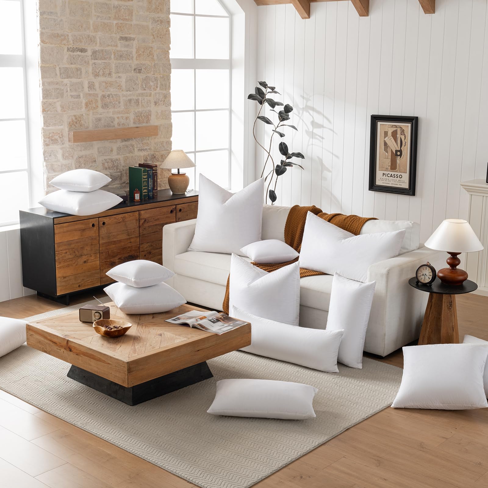 basic home oreiller après fluff montrant gonflant retrouvé