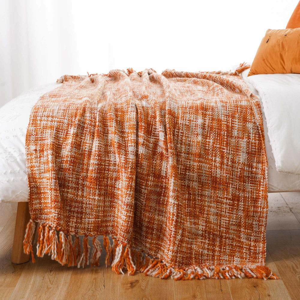BATTILO HOME jeté associé à coussins pour un style cohérent