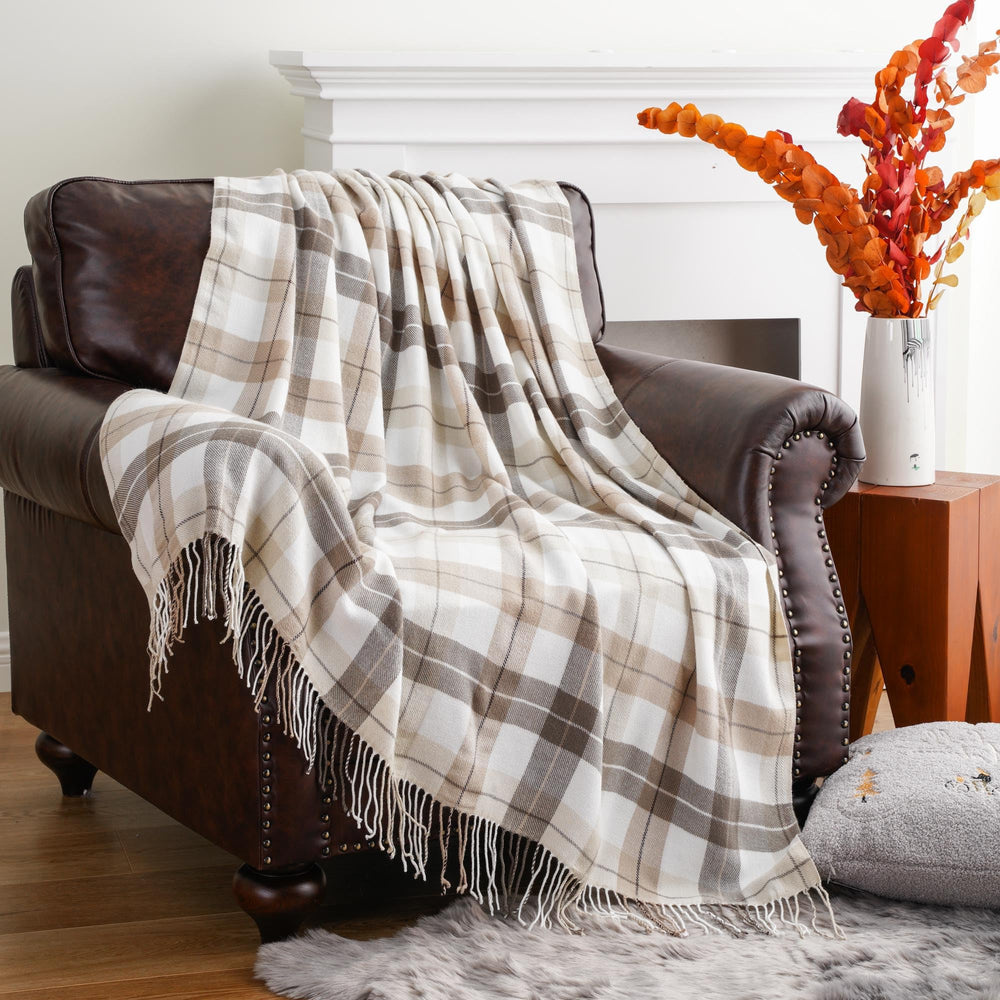 BATTILO HOME plaid enroulé autour des épaules, chauffe sans alourdir