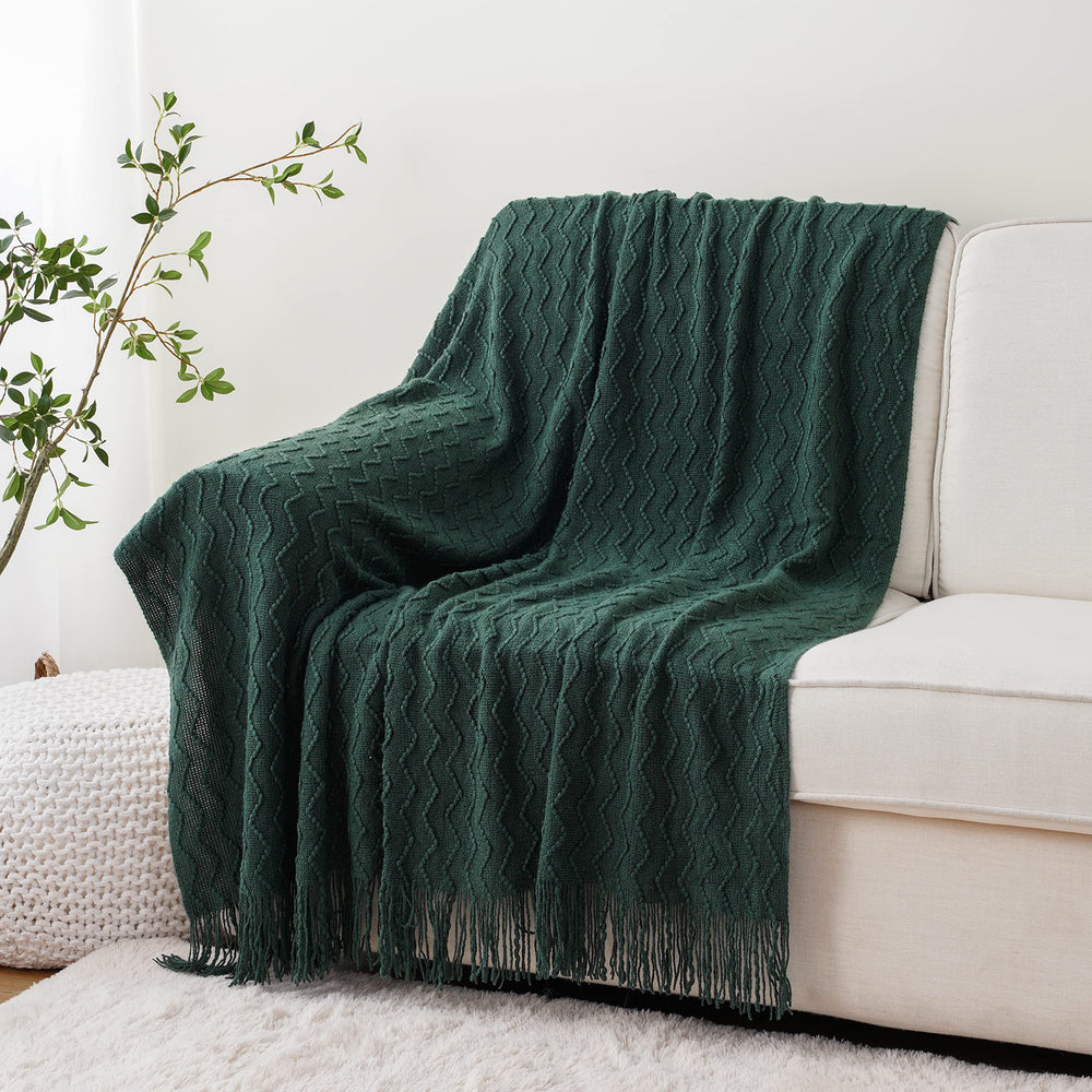 BATTILO HOME détail des franges apportant une touche décorative élégante