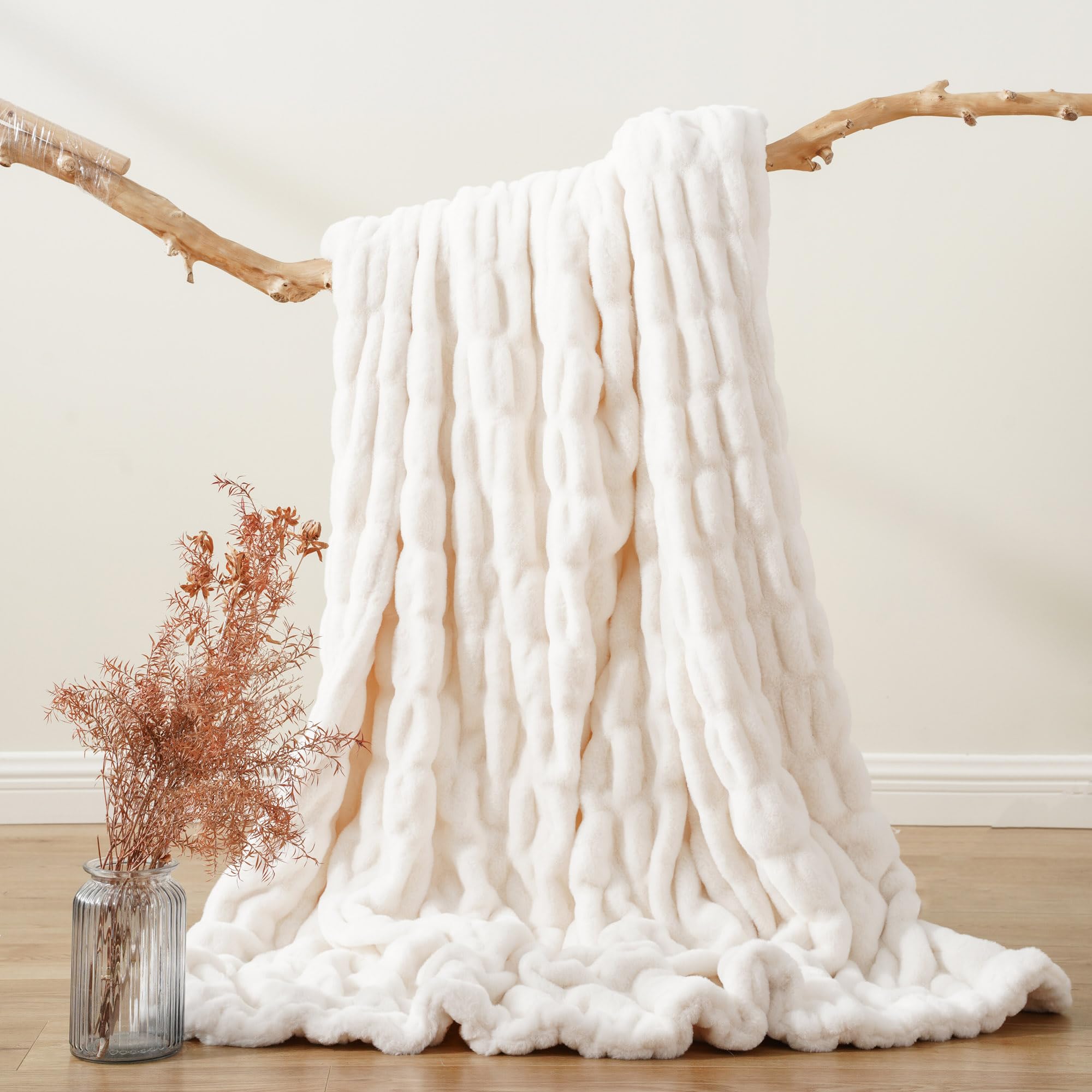 Plaid BATTILO HOME plié en coffret cadeau, présentation soignée