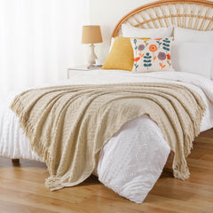 BATTILO HOME plaid utilisé sur canapé pour confort partagé