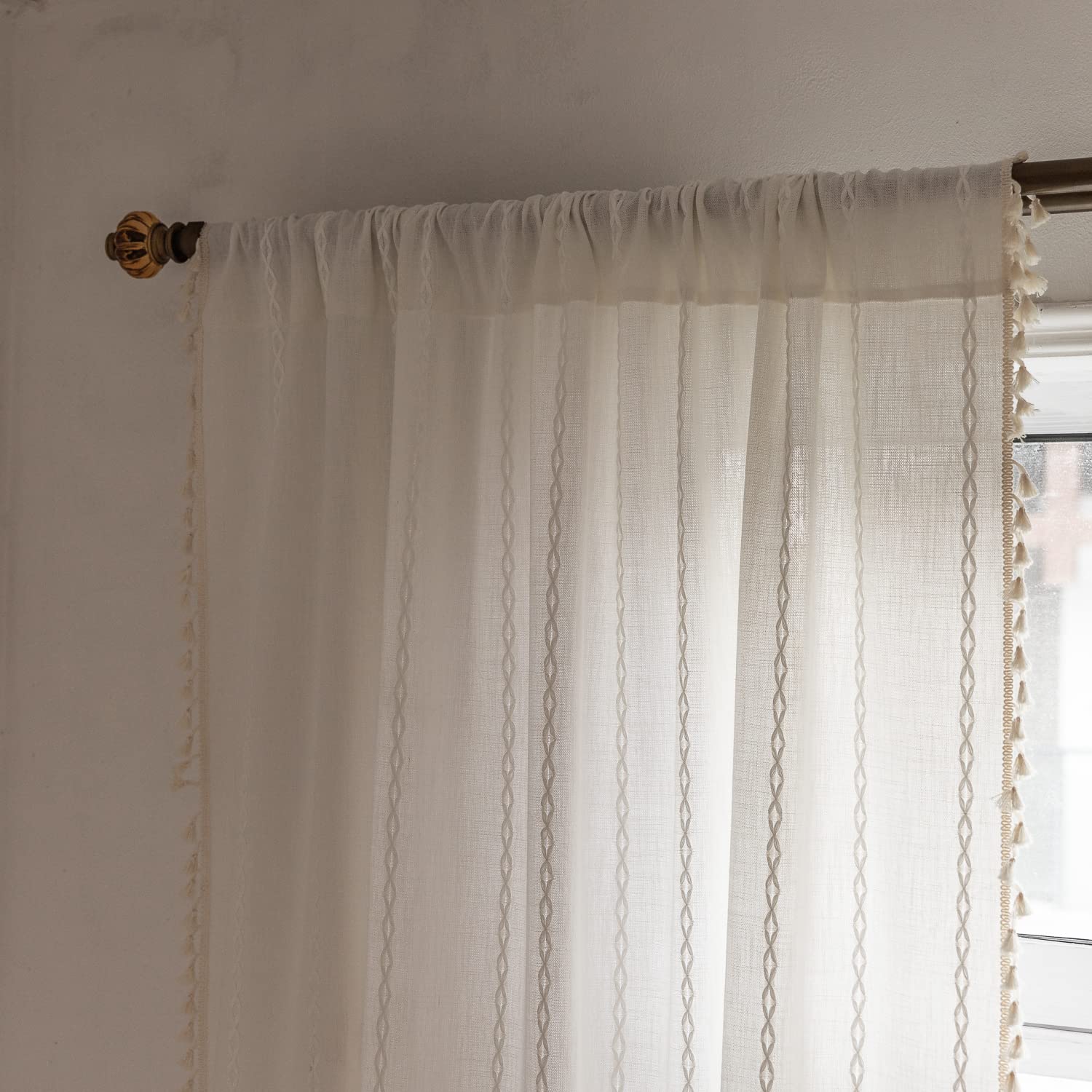 BCLBUSTE rideau en situation salon style farmhouse lumineux