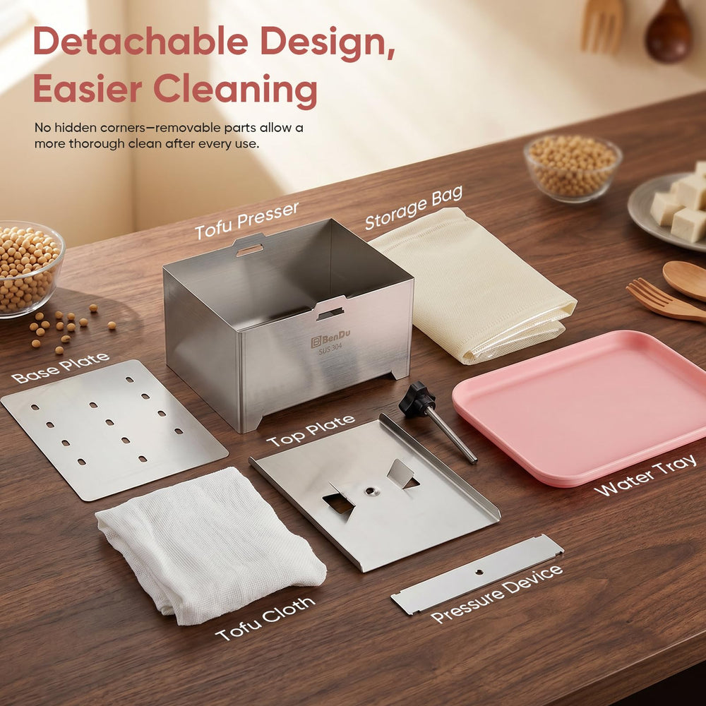 bd.Ai presse-tofu en action pressant tofu pour une texture ferme