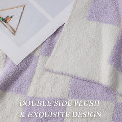 bearberry plaid posé sur fauteuil crée coin lecture cosy