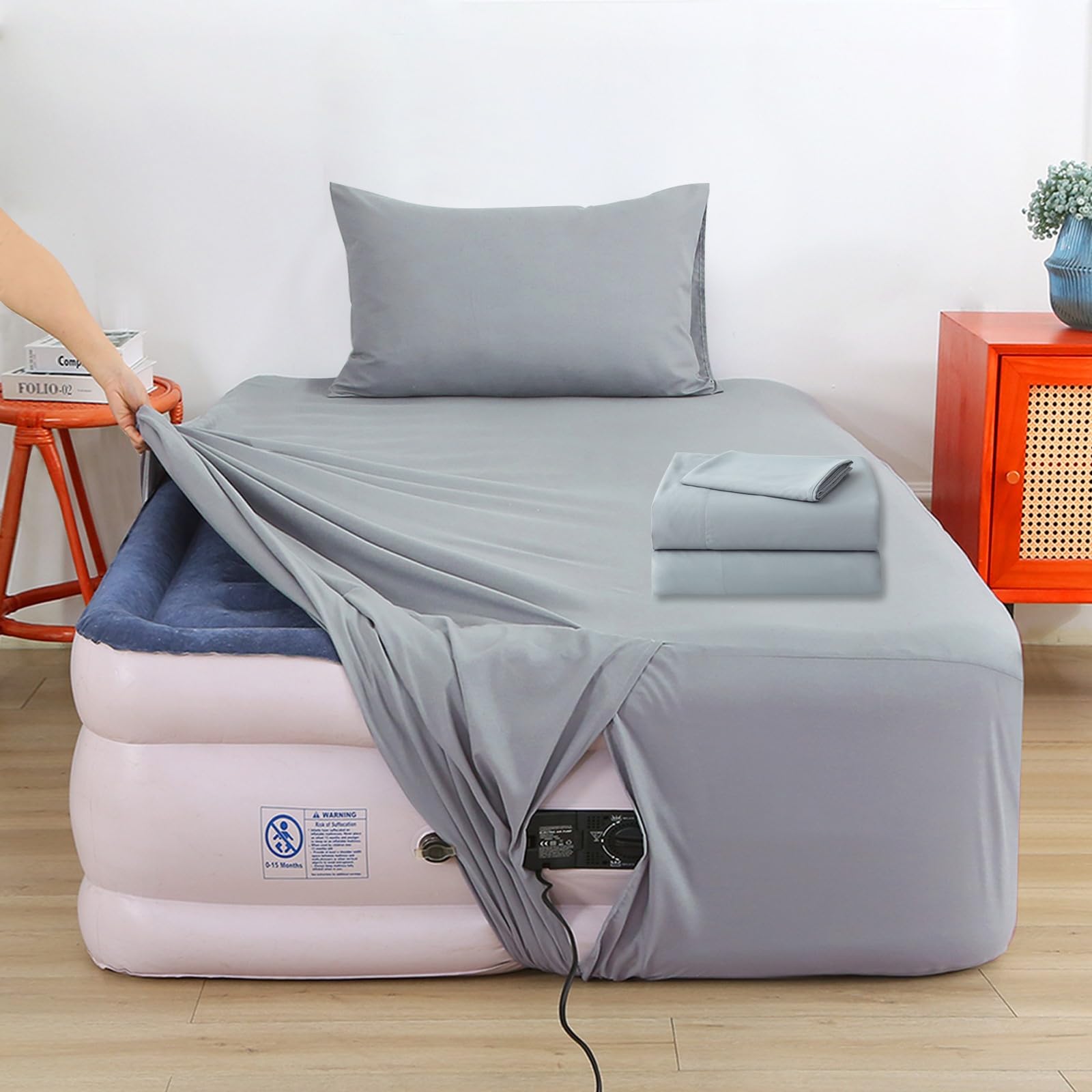Bedecor vue avant de l'ensemble Twin gris montrant un lit gonflable présentable