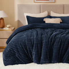 BEDELITE couette face avant bleu marine offrant élégance et chaleur