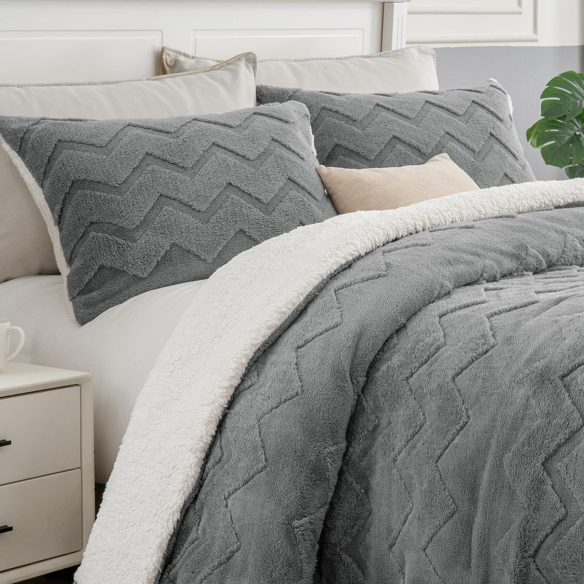 BEDELITE couette face avant gris, apporte confort visuel et chaleur