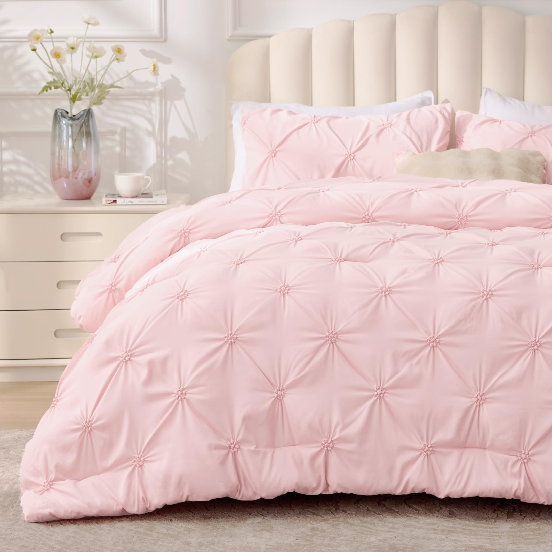 BEDELITE couette face avant montrant le motif floral et élégance