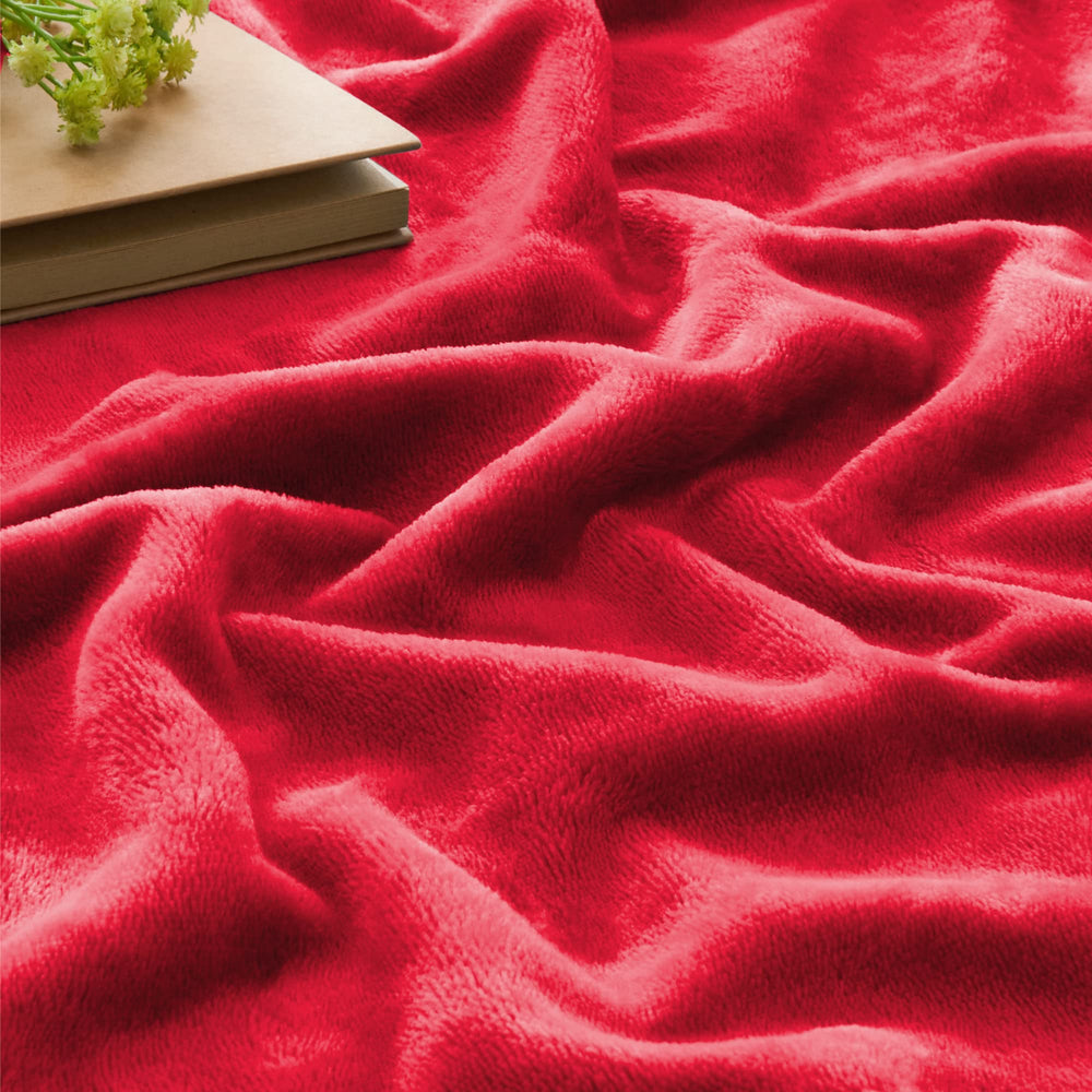 BEDELITE couverture déployée sur lit king size protection et esthétique de la chambre