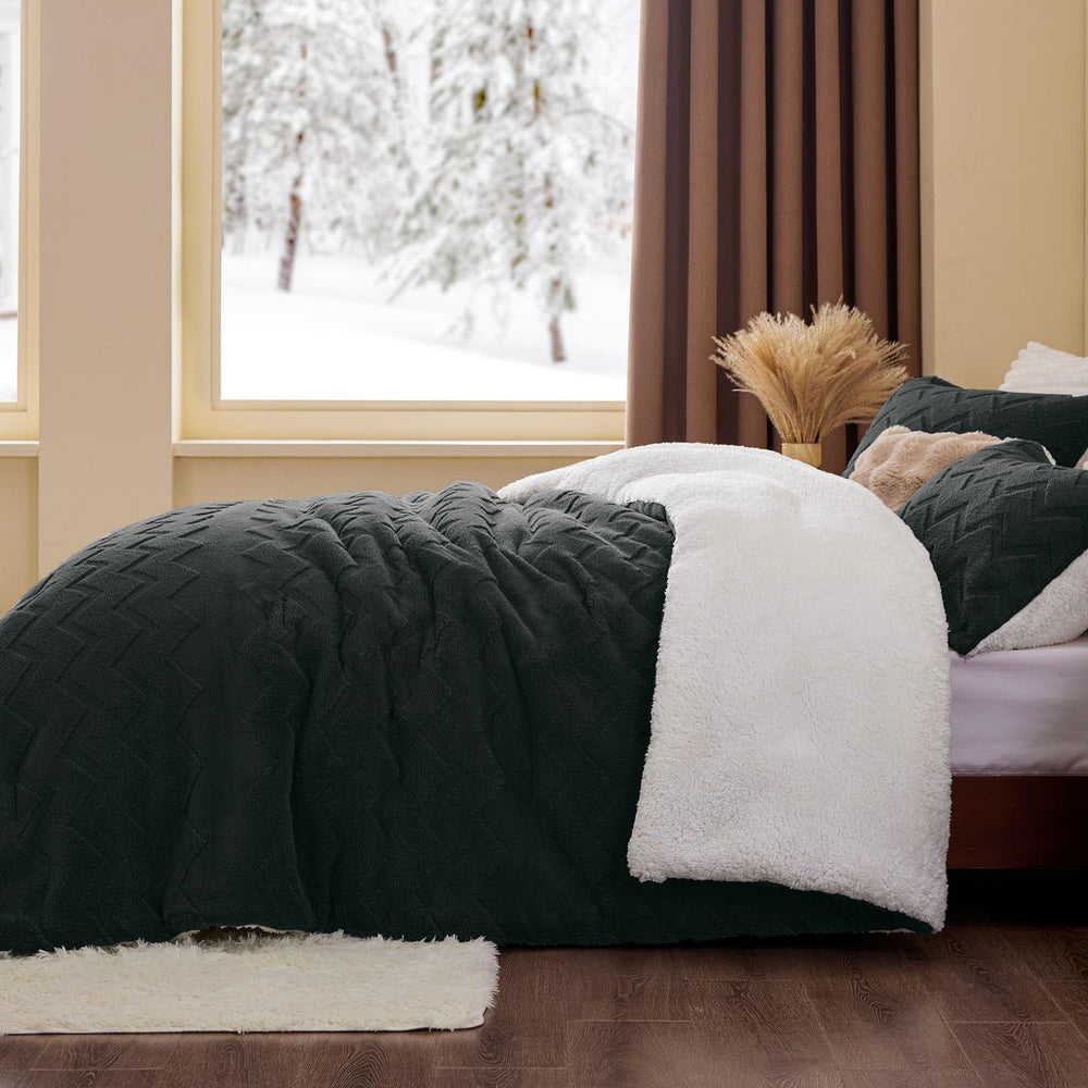 BEDELITE couette sur lit queen illustrant l'échelle et couverture