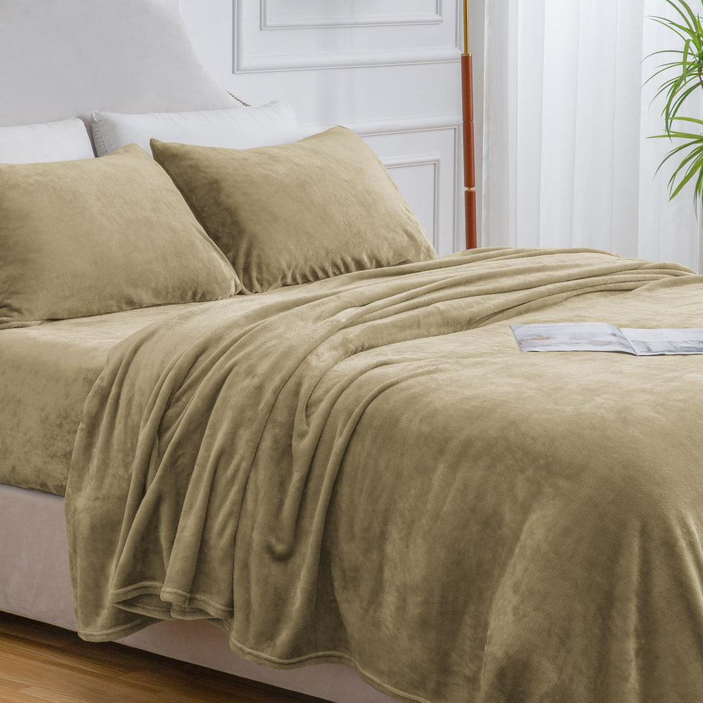BEDELITE mise en scène chambre avec parure camel, style chaleureux