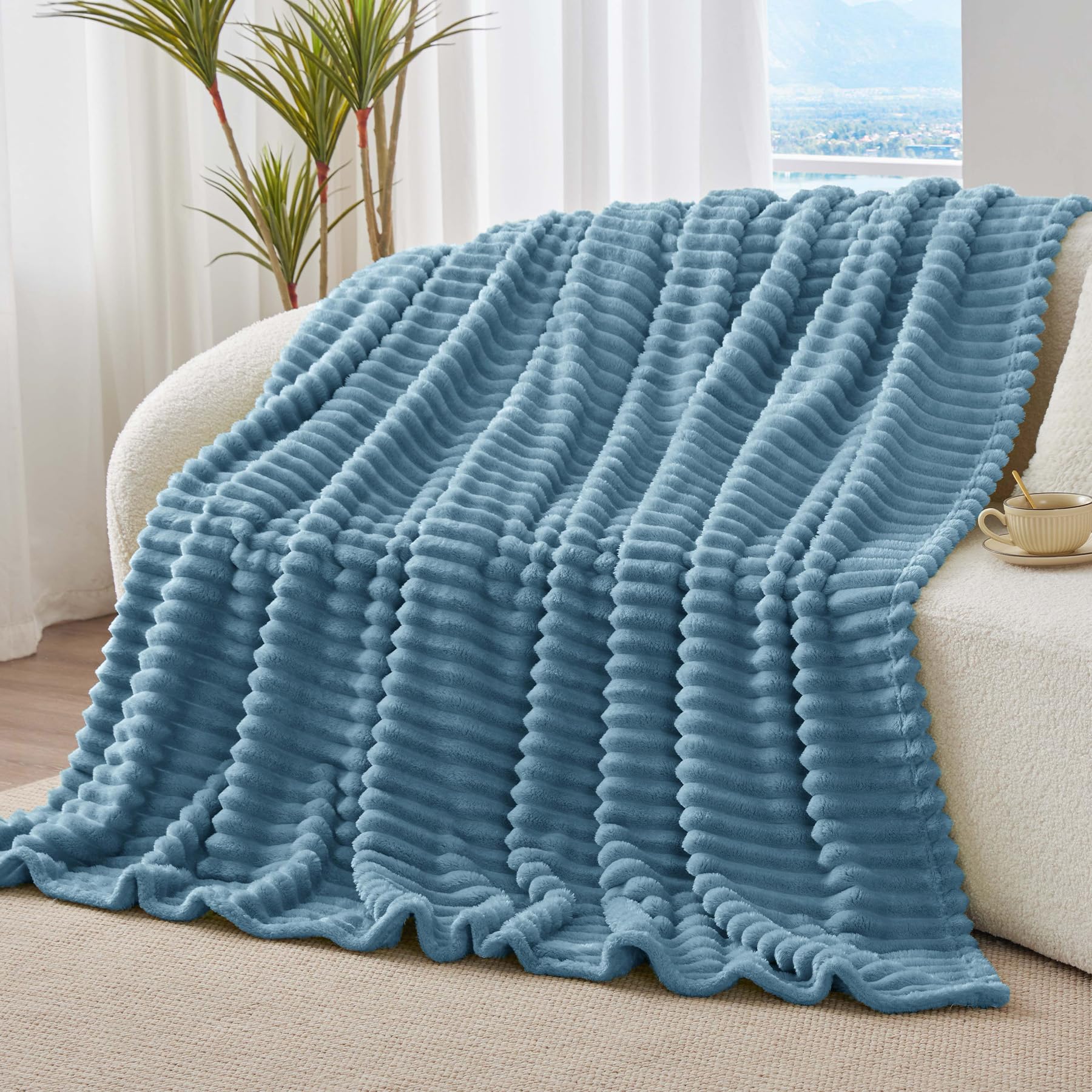 Fibre microfibre BEDELITE vue rapprochée pour douceur et entretien simple