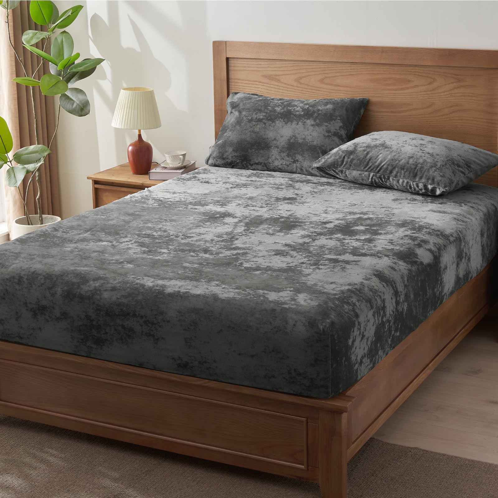 BEDELITE motif ice-floral réfléchissant la lumière pour un effet luxueux
