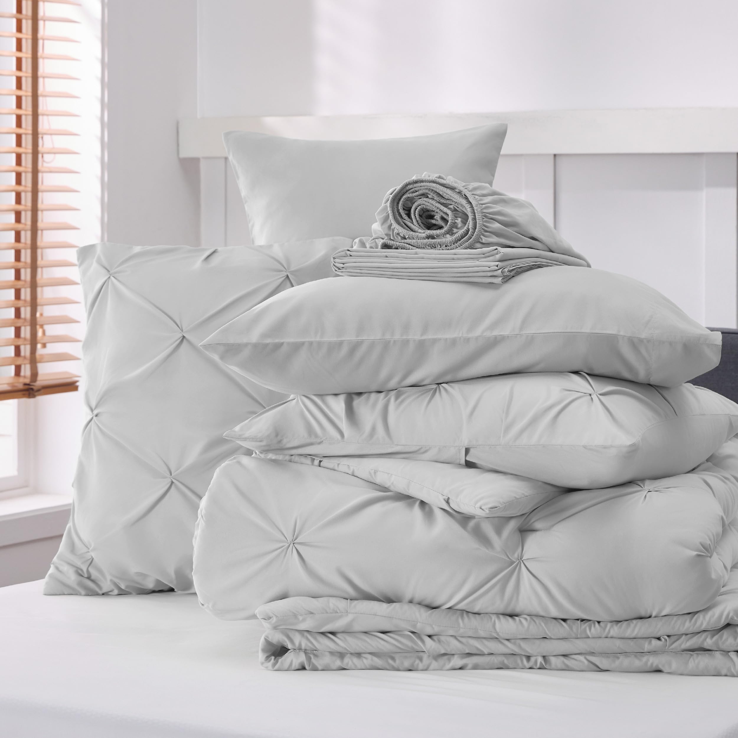Bedsure ambiance chambre gris clair style contemporain apaisant