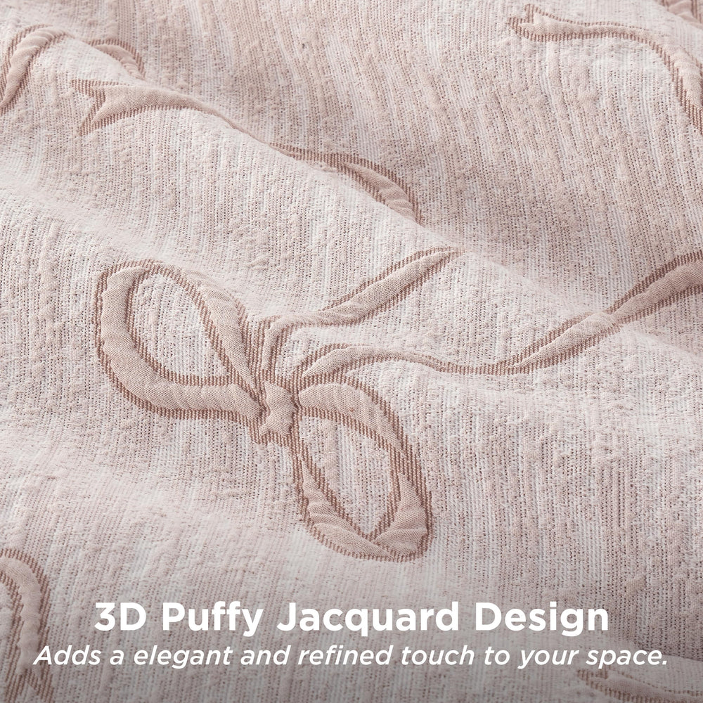 Bedsure coin et détails nœud papillon illustrant finition soignée et élégance