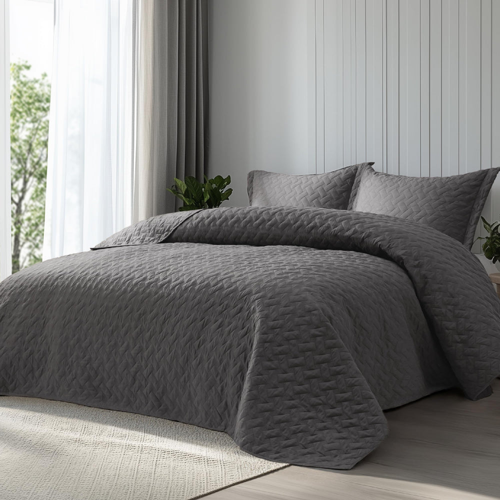 Bedsure couette queen vue frontale apportant élégance et confort