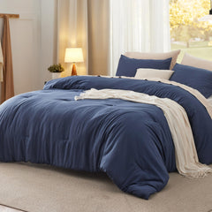 Bedsure couette face avant bleu marine montrant finition douce et tombé élégant