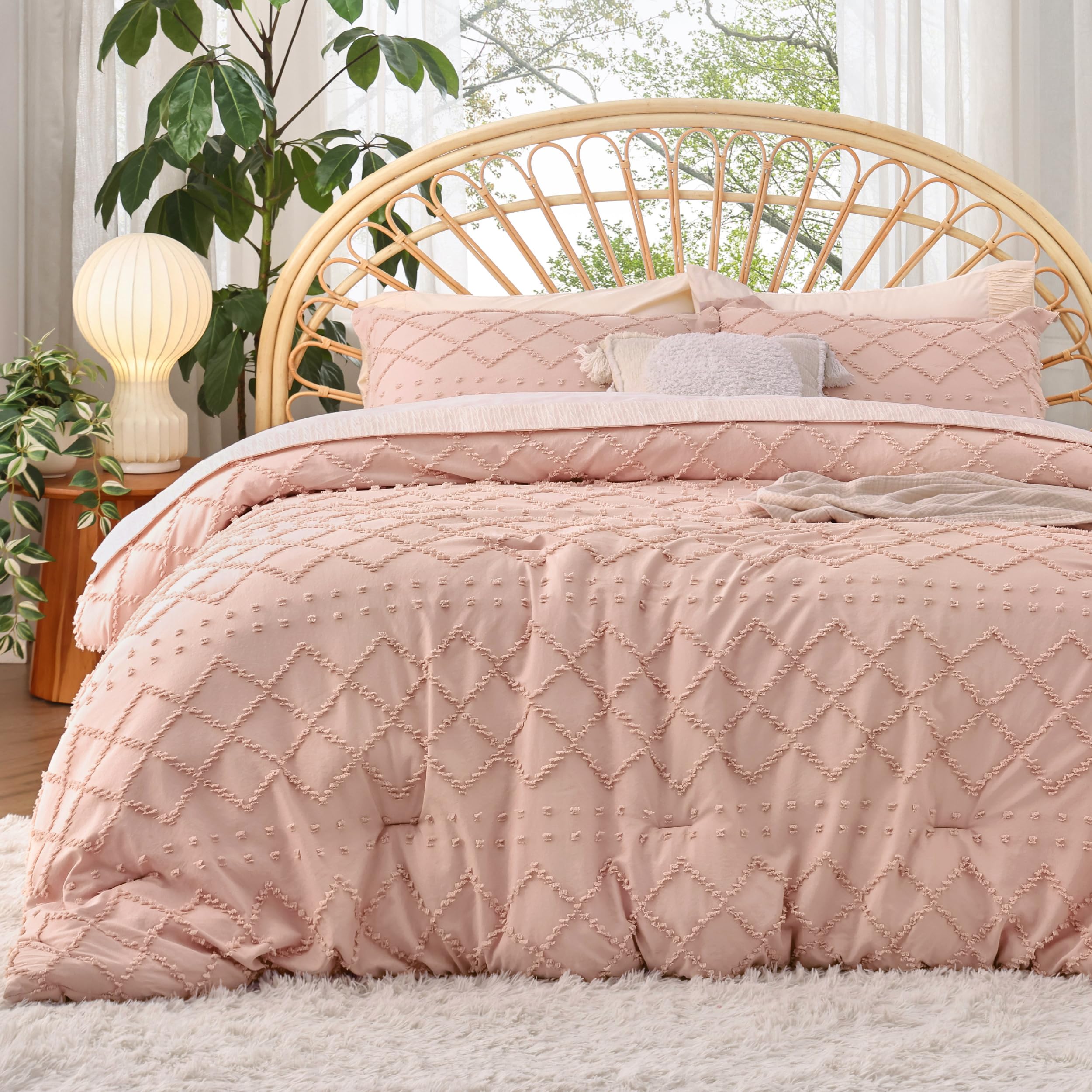 Bedsure couette corail rose vue frontale apportant chaleur esthétique