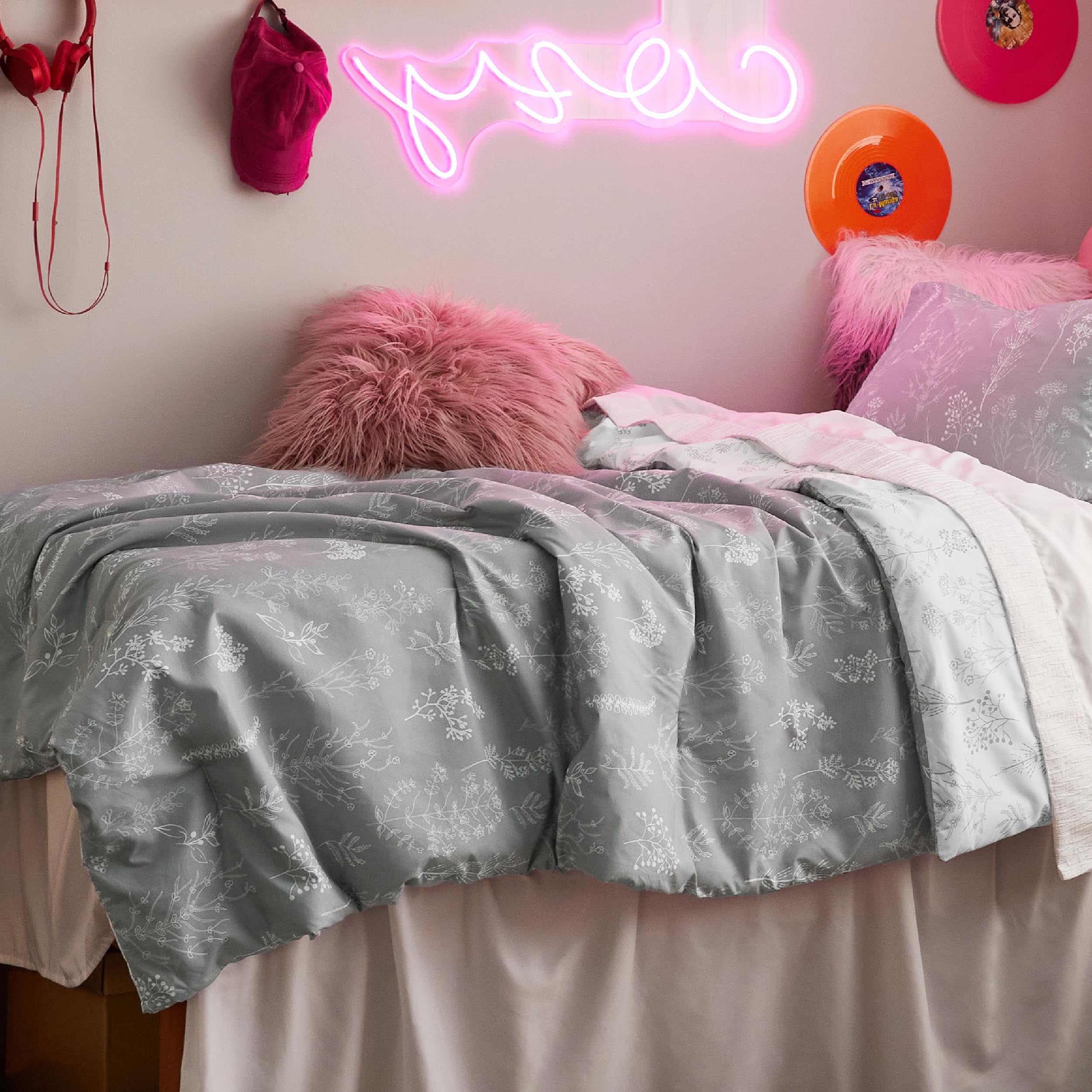 Bedsure couette face gris clair minimaliste offrant une esthétique moderne sobre